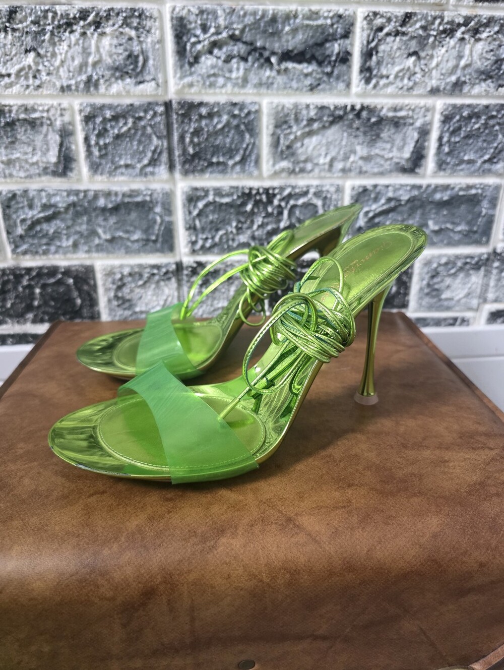 Gianvito Rossi Made In Italy Women's Green Strappy High Heels Size 38